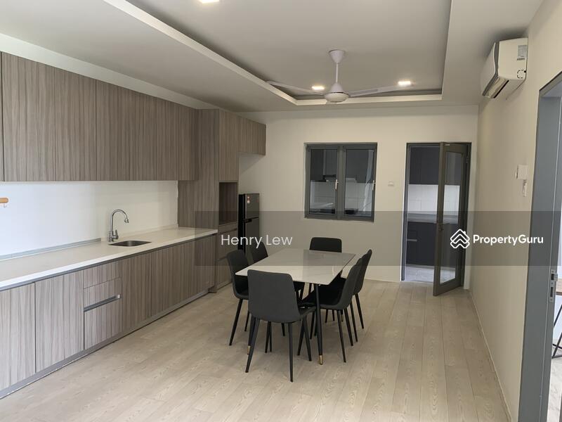 Condominium for Sale at Lakefront Residence - Henry Lew - Kitchen - PropertyGuru.com.my
