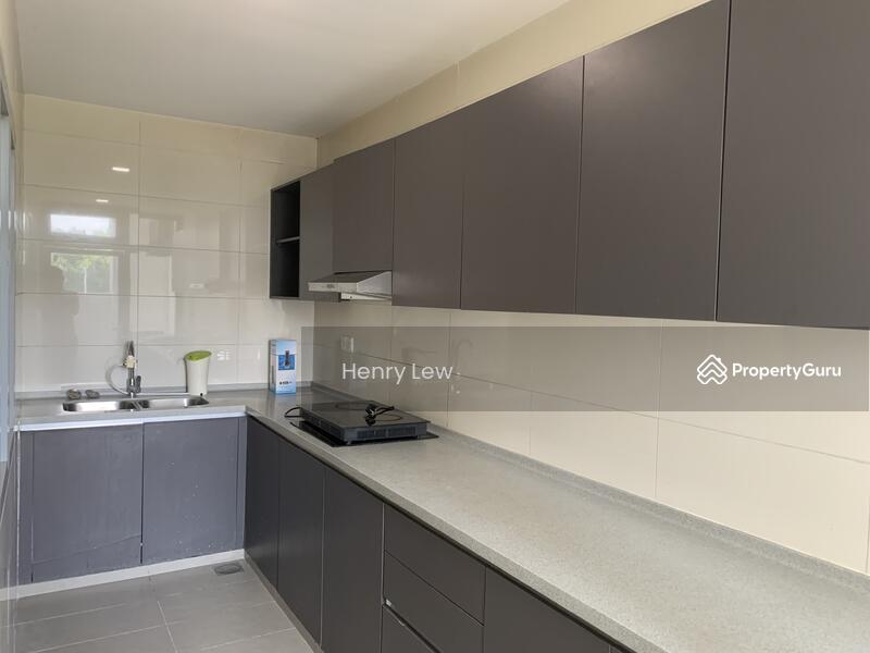 Condominium for Sale at Lakefront Residence - Henry Lew - Kitchen - PropertyGuru.com.my