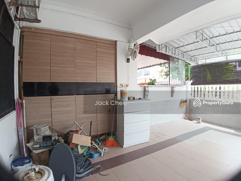Untuk Disewa - Taman daya
