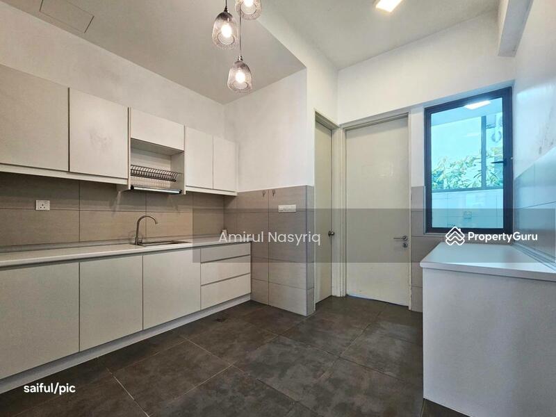 Untuk Dijual - Lake Point Residence