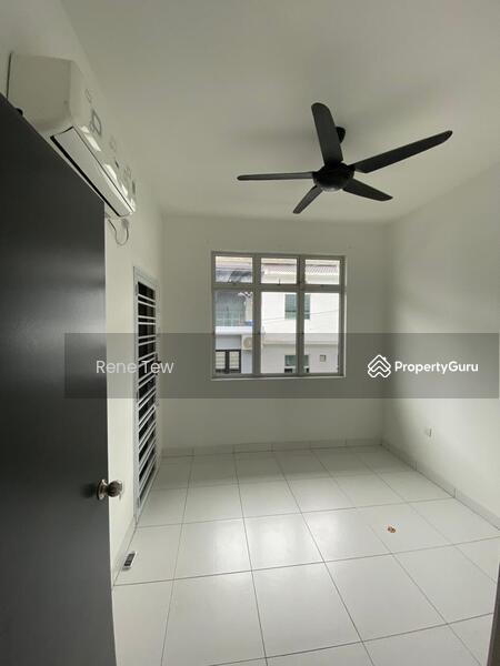 2-storey Terraced House for Sale in Skudai (Johor) - Rene Tew - Bedroom - PropertyGuru.com.my
