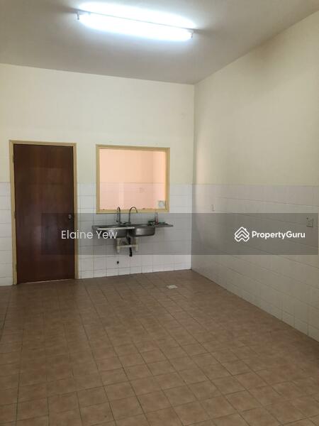 Rumah Teres 3 Tingkat untuk Dijual di Taman Tasik Indah Mewah (Batu) - Elaine Yew - Kitchen - PropertyGuru.com.my