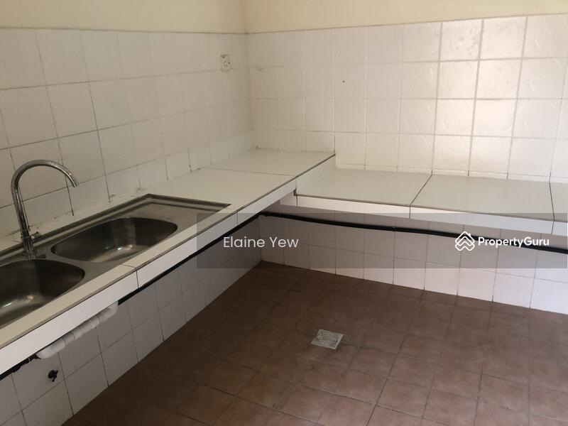 Rumah Teres 3 Tingkat untuk Dijual di Taman Tasik Indah Mewah (Batu) - Elaine Yew - Kitchen - PropertyGuru.com.my