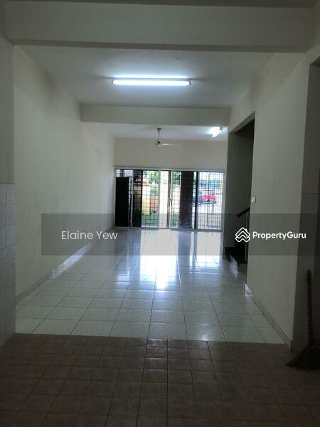 Rumah Teres 3 Tingkat untuk Dijual di Taman Tasik Indah Mewah (Batu) - Elaine Yew - Living Room - PropertyGuru.com.my