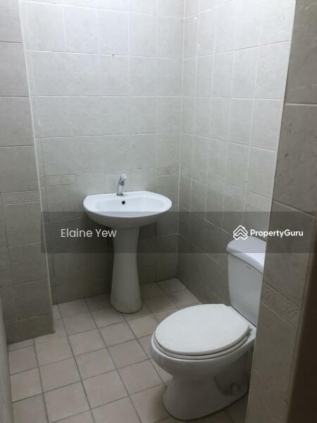 Rumah Teres 3 Tingkat untuk Dijual di Taman Tasik Indah Mewah (Batu) - Elaine Yew - Bathroom - PropertyGuru.com.my