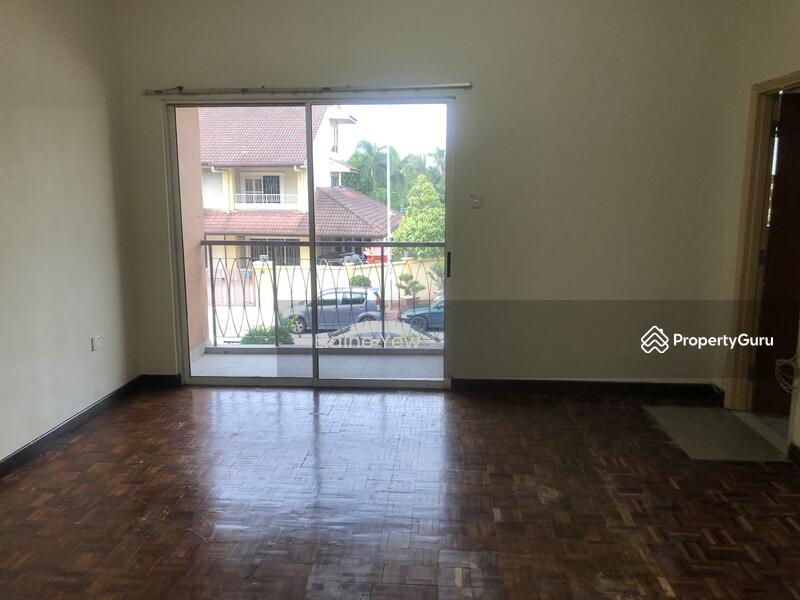 Rumah Teres 3 Tingkat untuk Dijual di Taman Tasik Indah Mewah (Batu) - Elaine Yew - Living Room - PropertyGuru.com.my