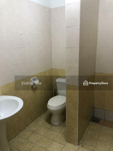 Rumah Teres 3 Tingkat untuk Dijual di Taman Tasik Indah Mewah (Batu) - Elaine Yew - Bathroom - PropertyGuru.com.my