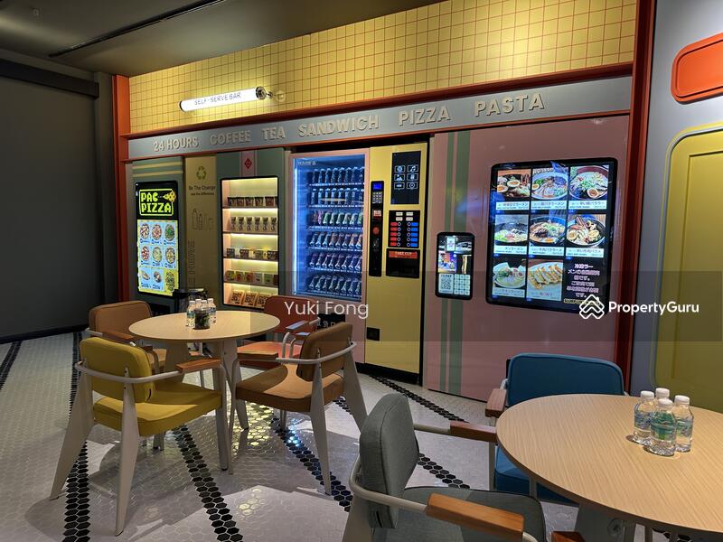 AI Food Vending Machine