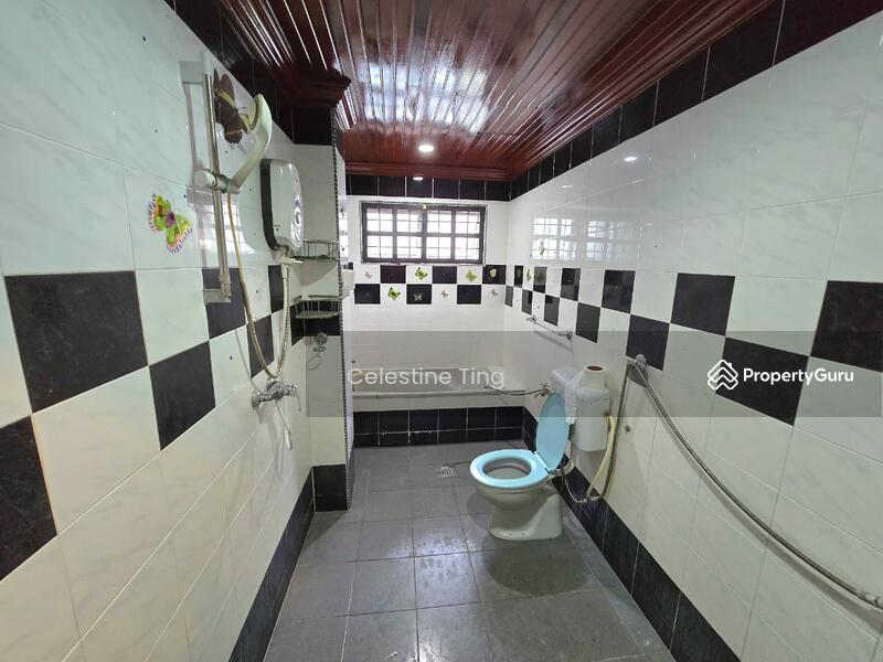 Semi-Detached House for Sale in Kajang (Selangor) - Celestine Ting - Bathroom - PropertyGuru.com.my