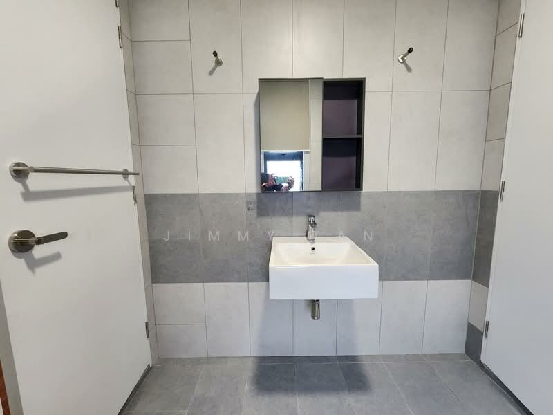 Rumah Teres 2 Tingkat untuk Disewa di Bandar Seri Coalfields (Sungai Buloh) - Jimmy Tan - Bathroom - PropertyGuru.com.my
