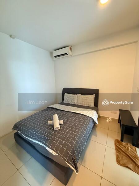 Servis Apartment untuk Dijual di Trefoil @ Setia City - Lim Jeon - Bedroom - PropertyGuru.com.my
