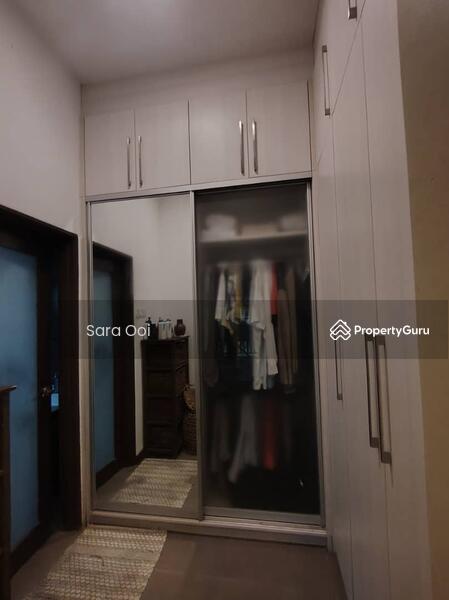 Built In Wardrobe