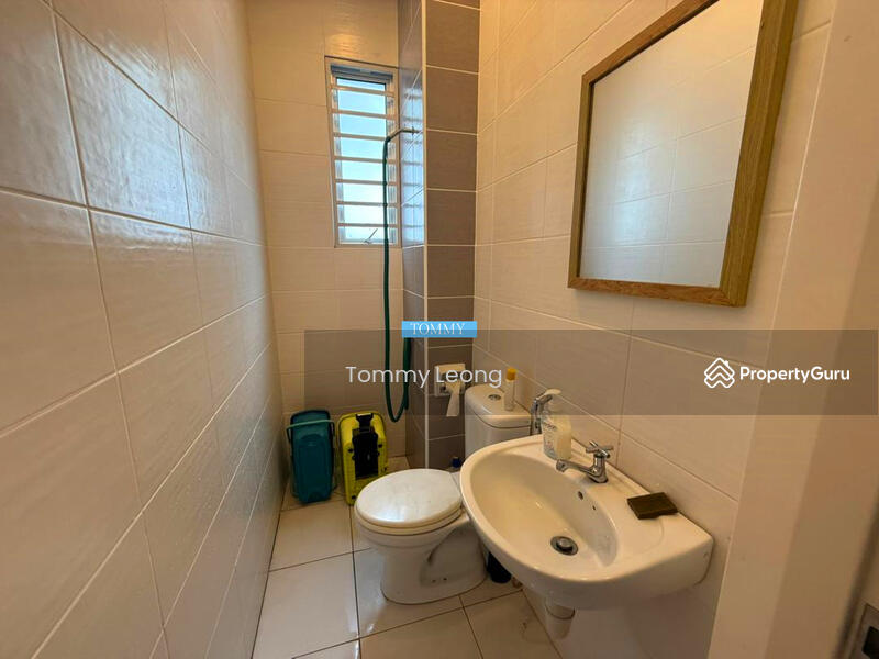 3-storey Terraced House for Sale in Sunway Merica (Bayan Lepas) - Tommy Leong - Bathroom - PropertyGuru.com.my