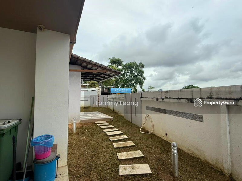 3-storey Terraced House for Sale in Sunway Merica (Bayan Lepas) - Tommy Leong - Exterior - PropertyGuru.com.my