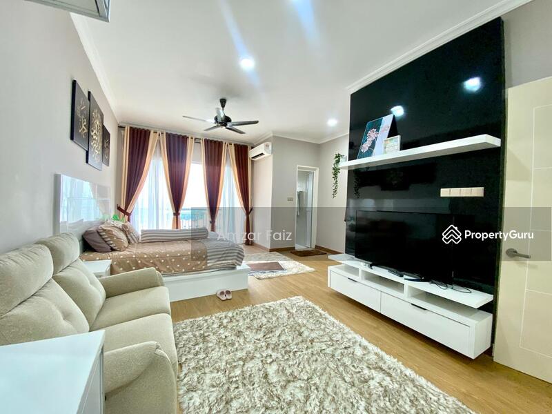 Kondominium untuk Dijual di Suasana Lumayan - Amzar Faiz - Living Room - PropertyGuru.com.my