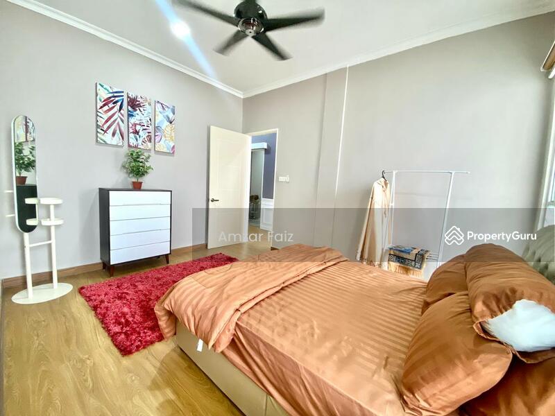 Kondominium untuk Dijual di Suasana Lumayan - Amzar Faiz - Master Bedroom - PropertyGuru.com.my