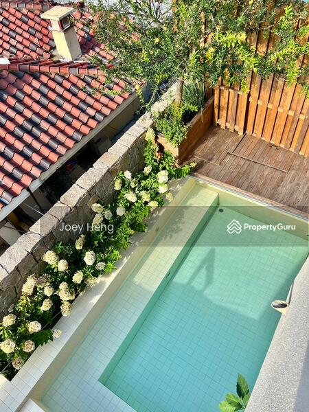 Rumah Berkembar untuk Dijual di Bandar Sri Sendayan (Negeri Sembilan) - Joey Heng - Pool - PropertyGuru.com.my