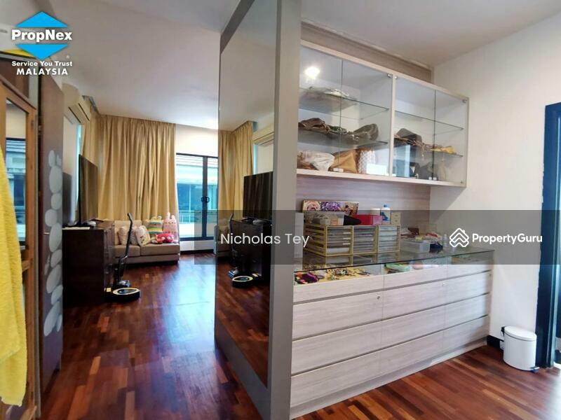 Bungalow for Sale in Leisure Farm (Gelang Patah) - Nicholas Tey - Living Room - PropertyGuru.com.my