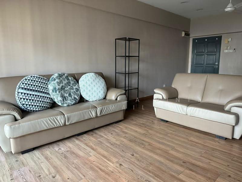 Kondominium untuk Dijual di Kelana Mahkota - Anil Fazila Binti Ismail - Living Room - PropertyGuru.com.my