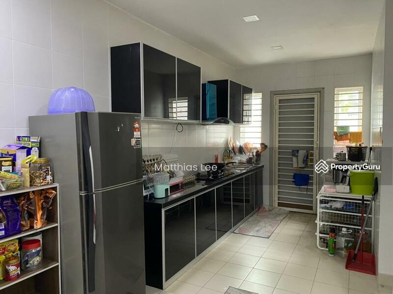Kitchen-0176281628