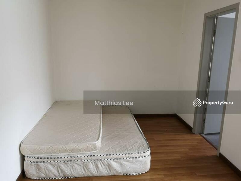 Bedroom-0176281628