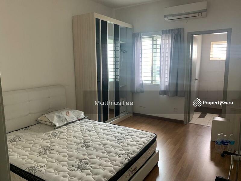 Bedroom-0176281628