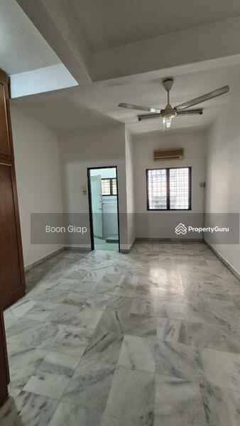2-storey Terraced House for Sale in Bandar Sri Damansara (Selangor) - Boon Giap - Living Room - PropertyGuru.com.my