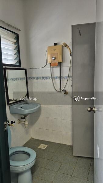 2-storey Terraced House for Sale in Bandar Sri Damansara (Selangor) - Boon Giap - Bathroom - PropertyGuru.com.my