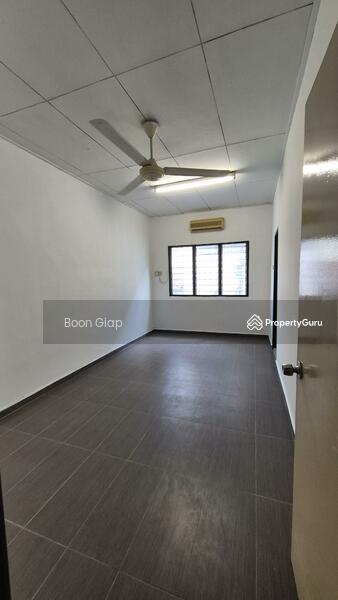 2-storey Terraced House for Sale in Bandar Sri Damansara (Selangor) - Boon Giap - Bedroom - PropertyGuru.com.my