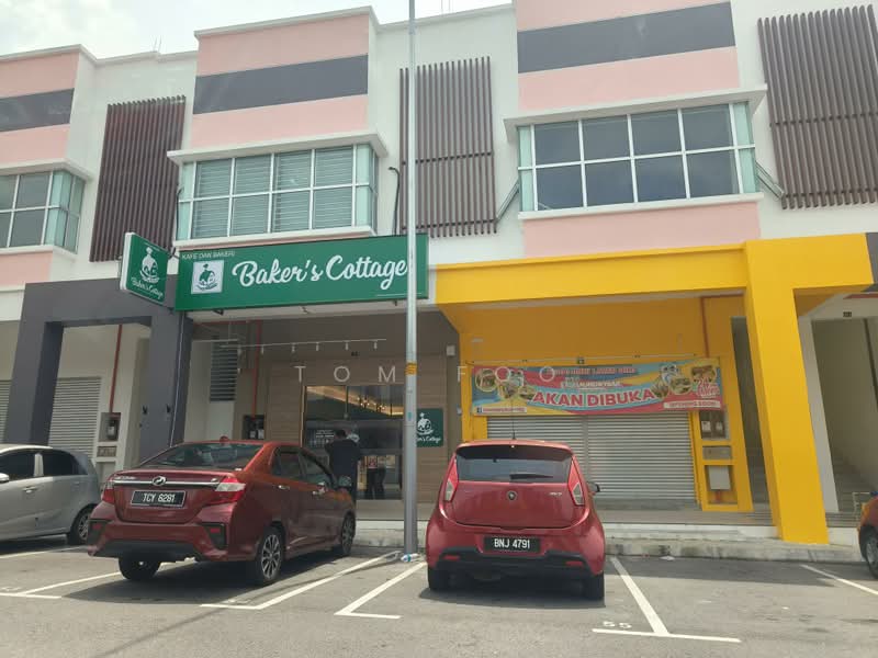 Shop for Rent in Bukit Sentosa (Rawang) - Tom Foo - Exterior - PropertyGuru.com.my