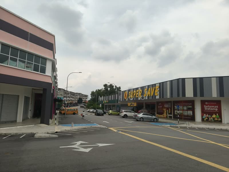 Shop for Rent in Bukit Sentosa (Rawang) - Tom Foo - Exterior - PropertyGuru.com.my