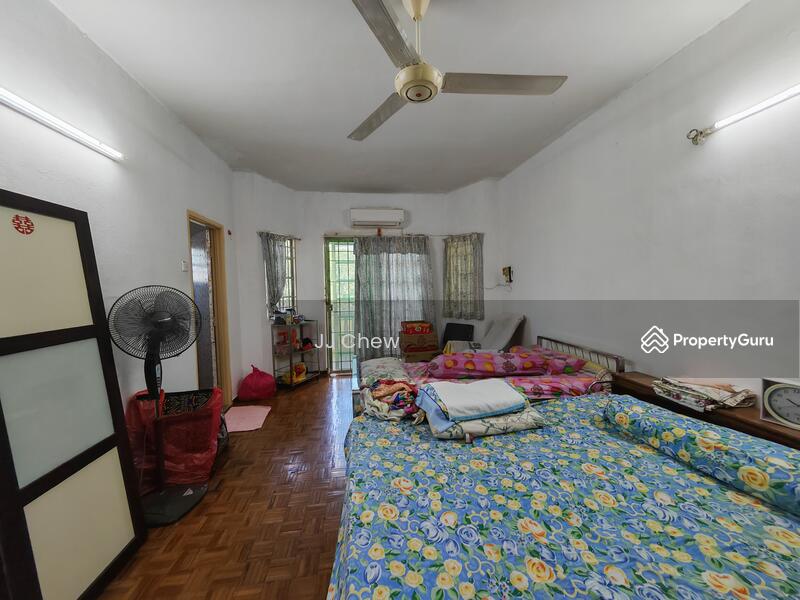 2.5-storey Terraced House for Sale in Taman Putri Jaya (Cheras) - JJ Chew - Bedroom - PropertyGuru.com.my