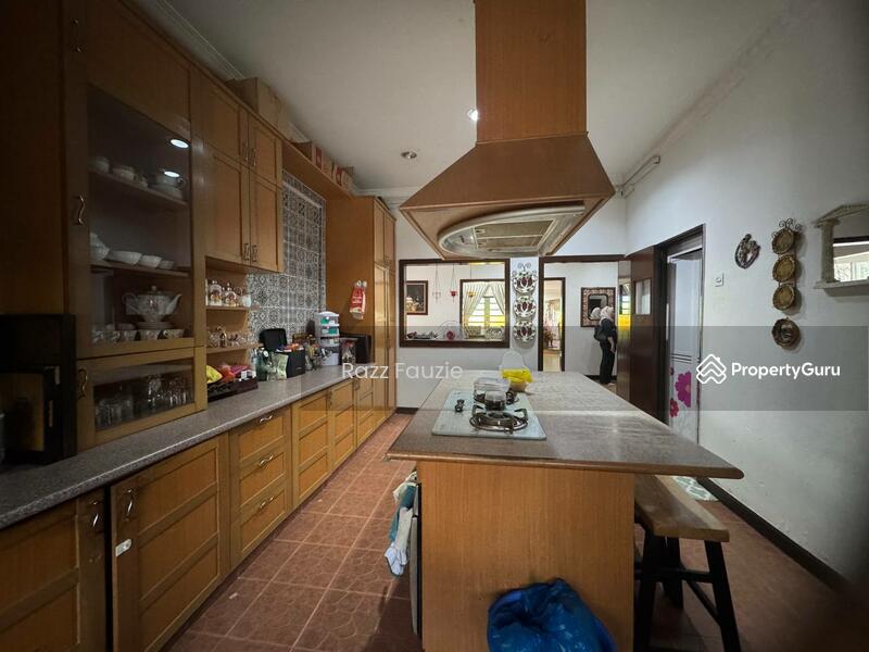 For Sale - FACING OPEN + HUGE LAND 2 1/2 Storey Semi D Taman Puncak Ukay Ukay Perdana Ampang Selangor