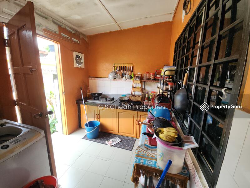 Wet Kitchen Area... 