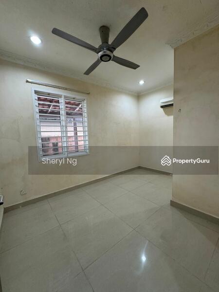 For Sale - Salak South Garden (Taman Salak Selatan)