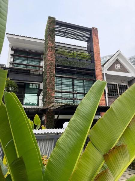 3-storey Terraced House for Rent in Taman Sri Hartamas (Sri Hartamas) - Jean Chiew - Exterior - PropertyGuru.com.my