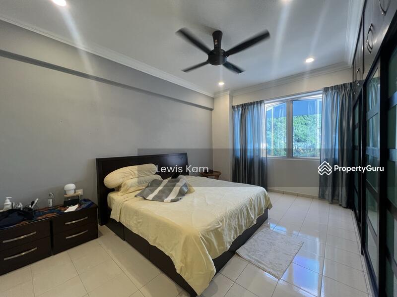 Condominium for Sale at Straits Regency - Lewis Kam - Master Bedroom - PropertyGuru.com.my
