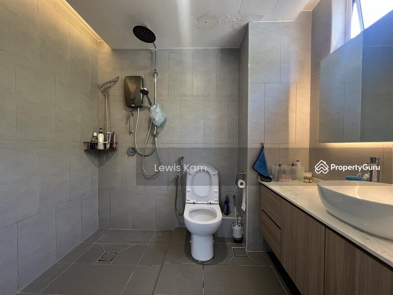 Condominium for Sale at Straits Regency - Lewis Kam - Bathroom - PropertyGuru.com.my