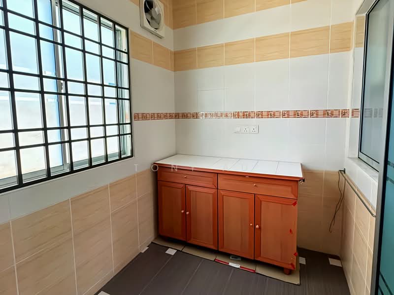 Rumah Teres 2 Tingkat untuk Dijual di Taman Silibin Ria (Ipoh) - Tony Au - Kitchen - PropertyGuru.com.my