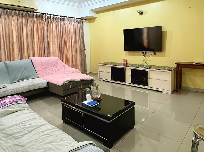 Rumah Teres 2 Tingkat untuk Dijual di Taman Silibin Ria (Ipoh) - Tony Au - Living Room - PropertyGuru.com.my