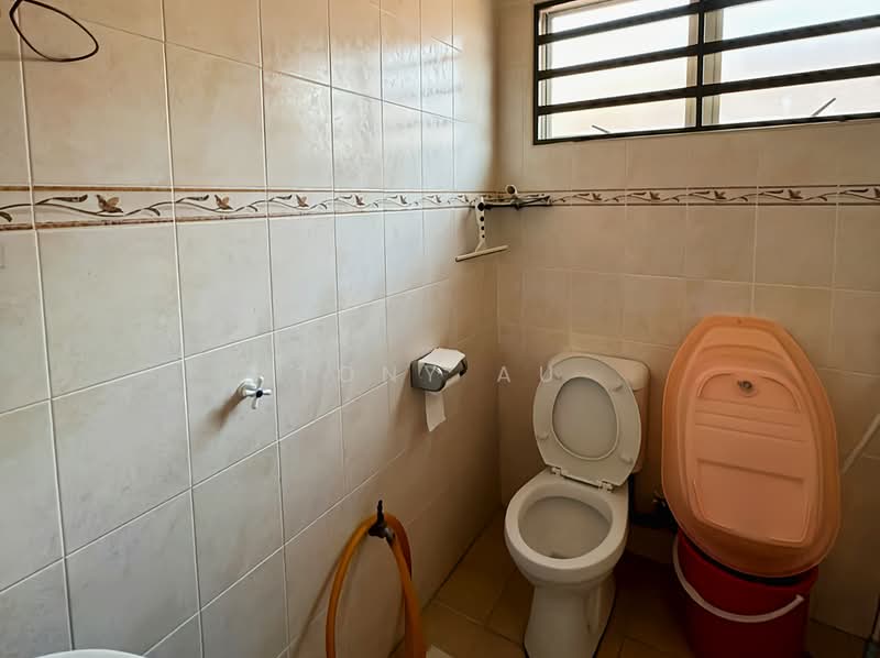 Rumah Teres 2 Tingkat untuk Dijual di Taman Silibin Ria (Ipoh) - Tony Au - Bathroom - PropertyGuru.com.my