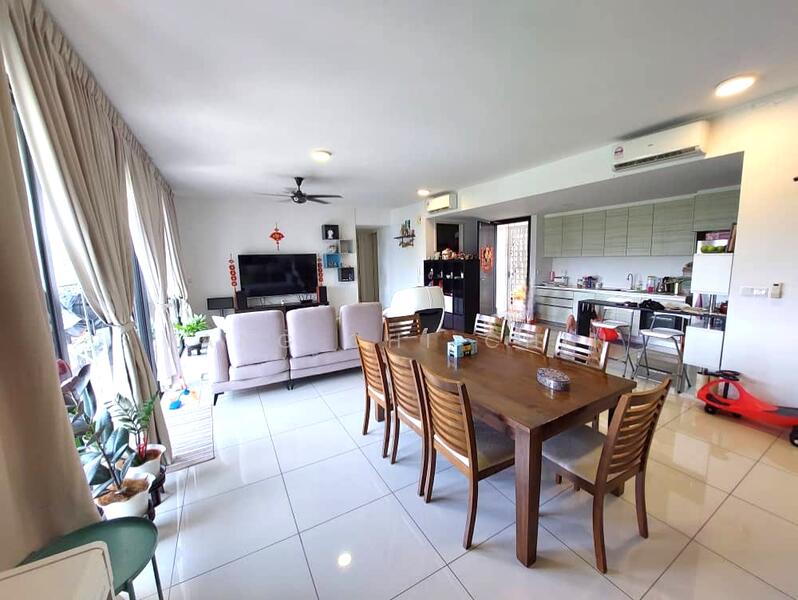 Condominium for Sale at Windows on The Park - Cathy Chin - Living Room - PropertyGuru.com.my