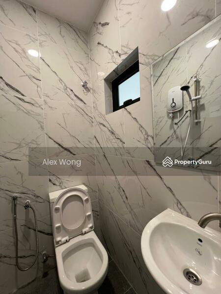Bungalow House untuk Disewa di Taman Bukit Pantai (Bangsar) - Alex Wong - Bathroom - PropertyGuru.com.my