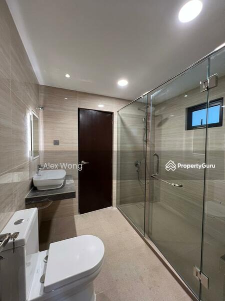 Bungalow House untuk Disewa di Taman Bukit Pantai (Bangsar) - Alex Wong - Bathroom - PropertyGuru.com.my