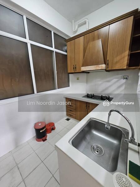 Wet Kitchen