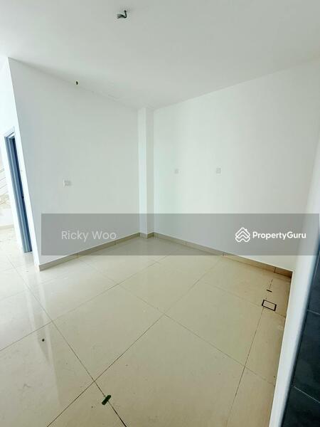 Cluster House for Sale in Skudai (Johor) - Ricky Woo - Living Room - PropertyGuru.com.my