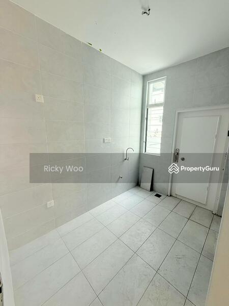 Cluster House for Sale in Skudai (Johor) - Ricky Woo - Kitchen - PropertyGuru.com.my