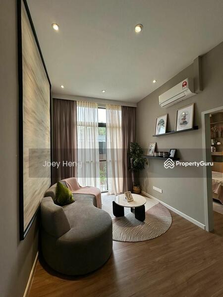 Rumah Teres 2 Tingkat untuk Dijual di Pusat Perniagaan Templer (Seremban) - Joey Heng - Living Room - PropertyGuru.com.my