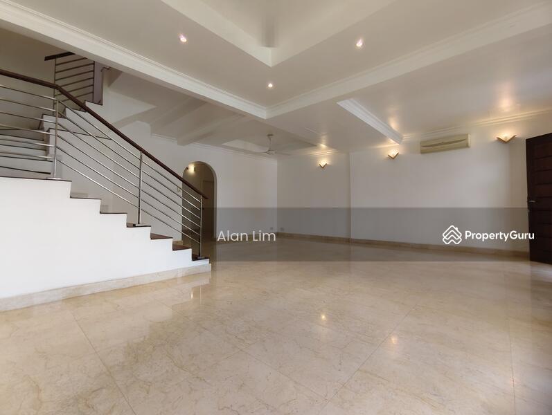 Living Hall 