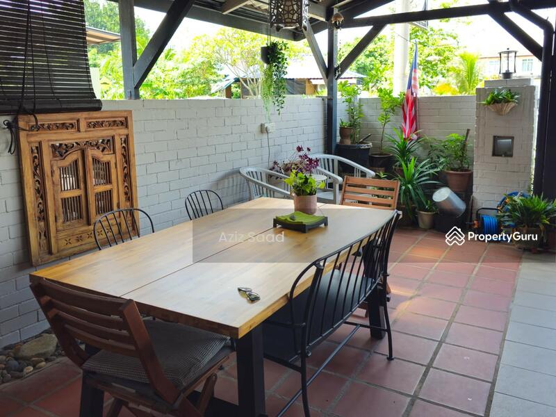 2-storey Terraced House for Sale in Bandar Nusaputra (Puchong) - Aziz Saad - Garden - PropertyGuru.com.my
